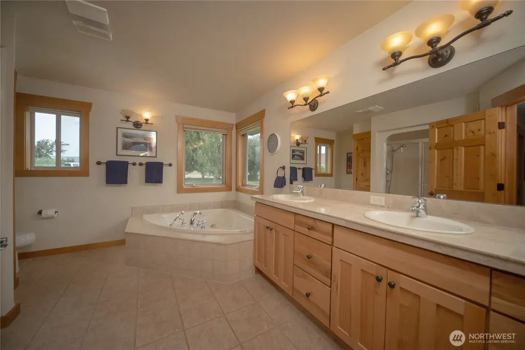 360 Double Creek Lane Ellensburg WA 98926
