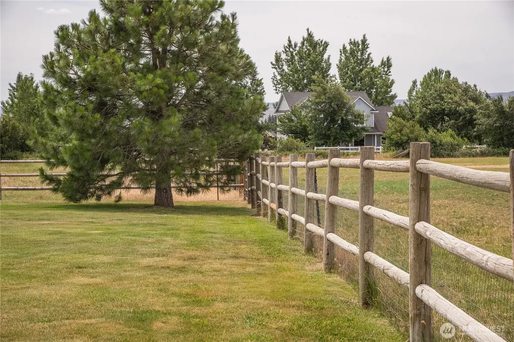 360 Double Creek Lane Ellensburg WA 98926