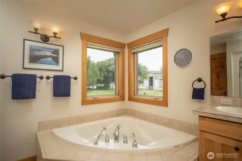 360 Double Creek Lane Ellensburg WA 98926