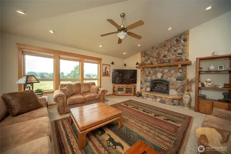 360 Double Creek Lane Ellensburg WA 98926