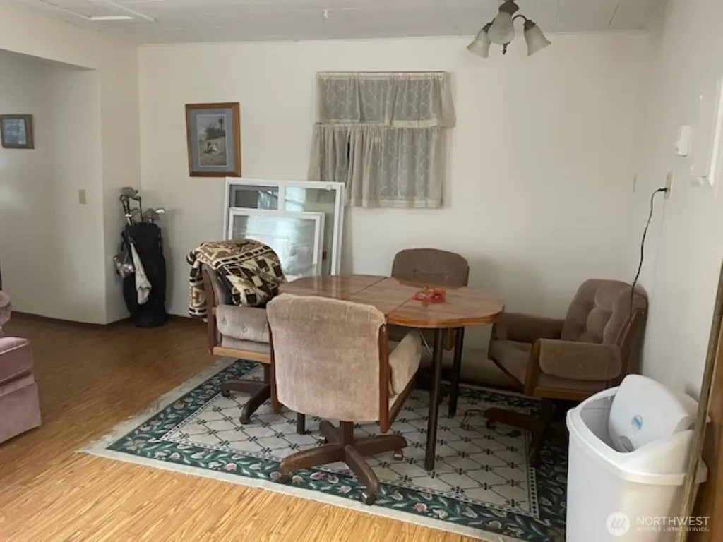 2404 Bay Avenue Ocean Park WA 98640