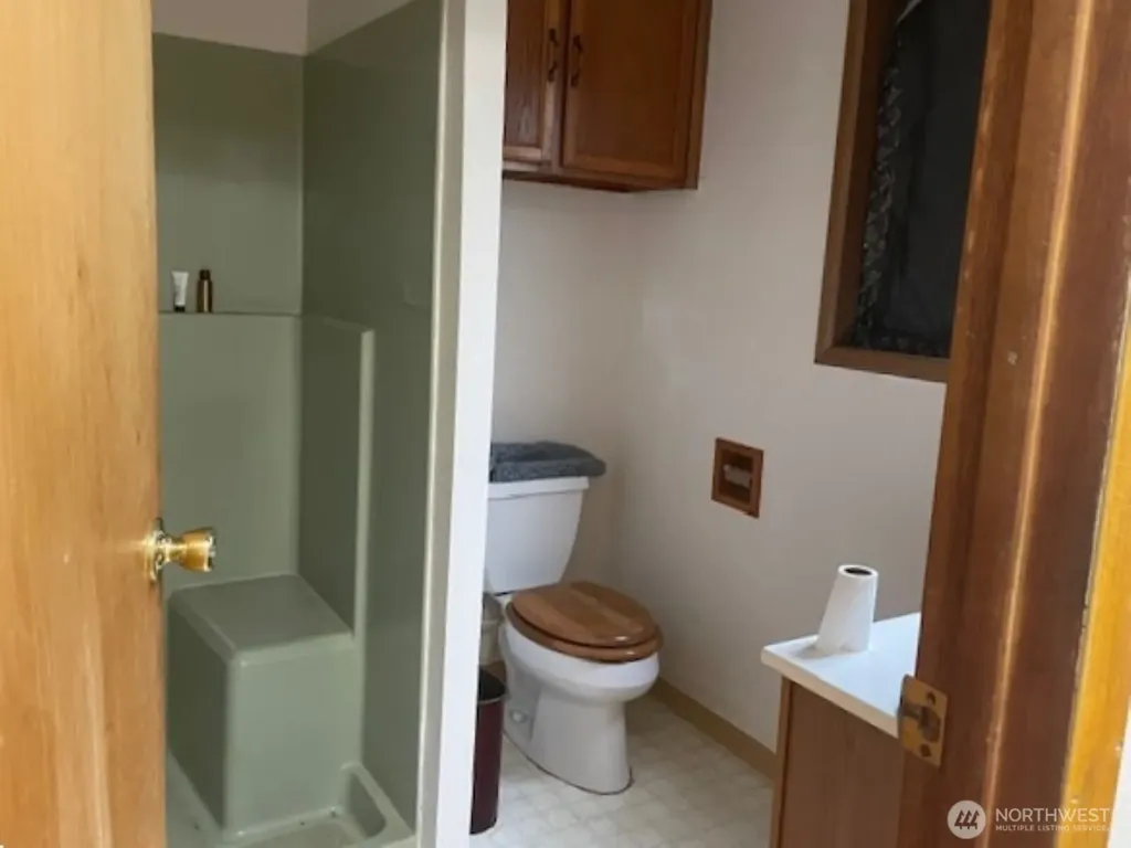 2404 Bay Avenue Ocean Park WA 98640