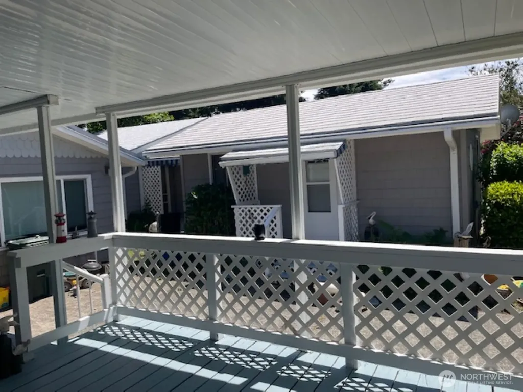 2404 Bay Avenue Ocean Park WA 98640