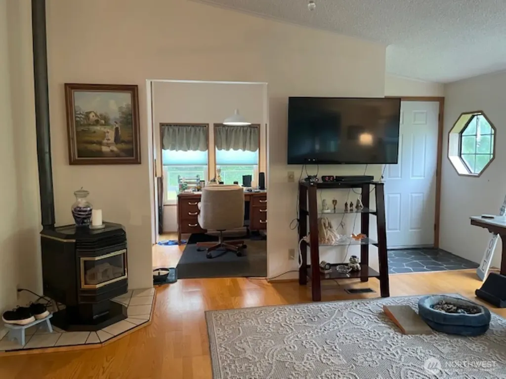2404 Bay Avenue Ocean Park WA 98640