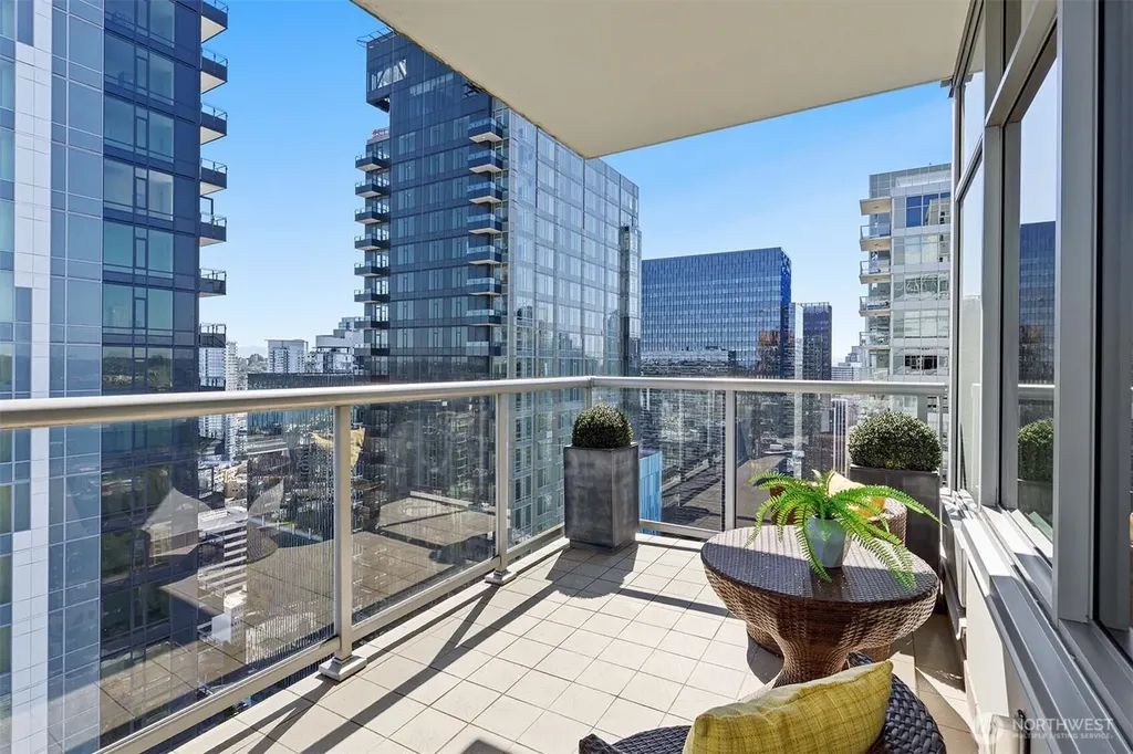 583 Battery Street Seattle WA 98121