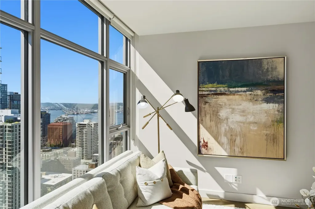 583 Battery Street Seattle WA 98121
