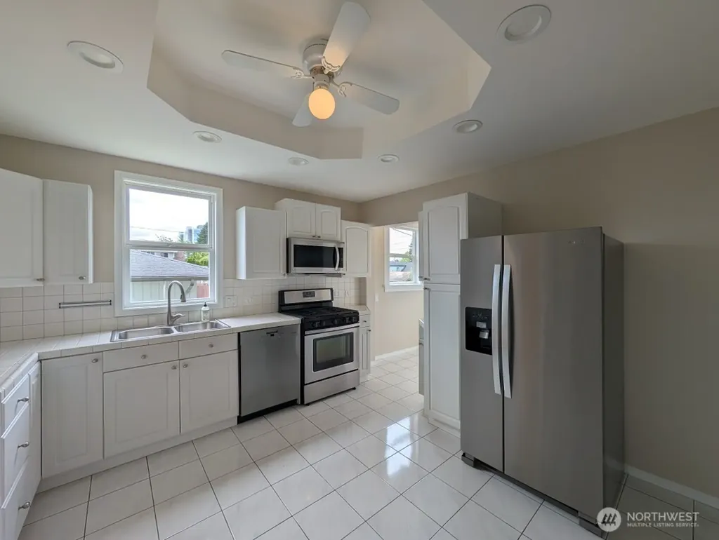 1022 Oakes Avenue Everett WA 98201