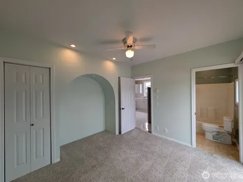 1022 Oakes Avenue Everett WA 98201