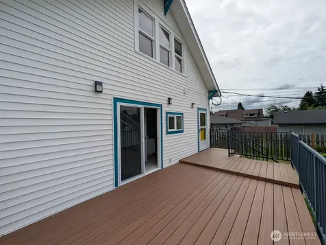 1022 Oakes Avenue Everett WA 98201