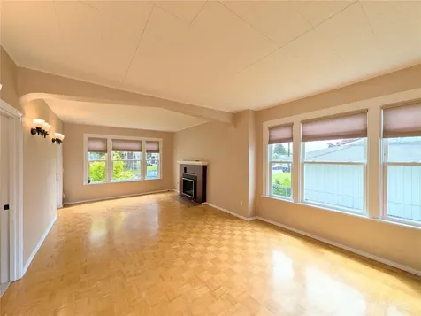 1022 Oakes Avenue Everett WA 98201