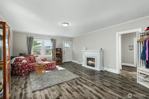 6217 S Puget Sound Avenue Tacoma WA 98409