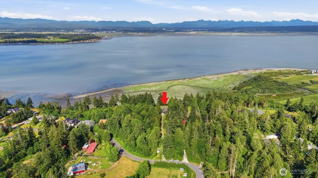 108 N Livingston Bay Road Camano Island WA 98282