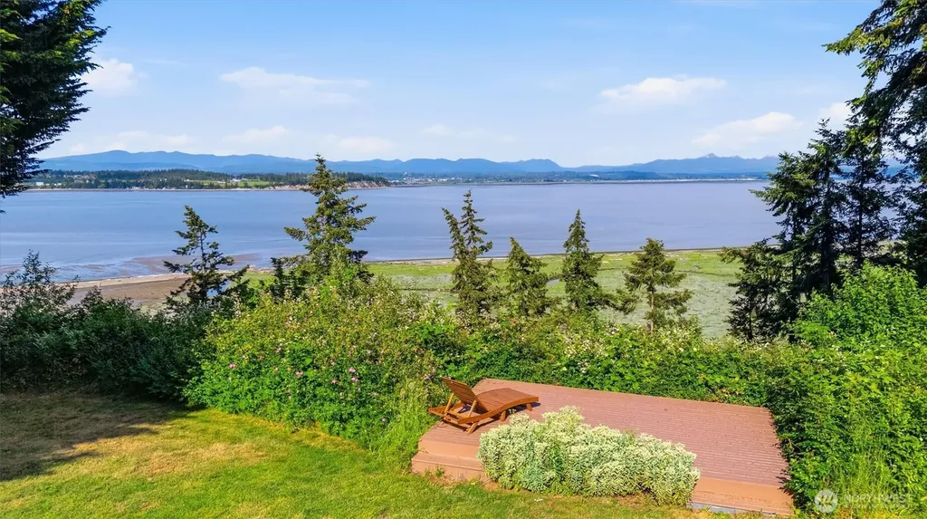 108 N Livingston Bay Road Camano Island WA 98282