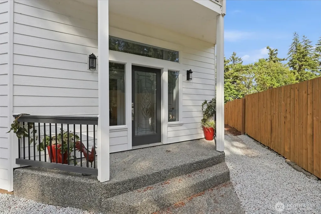 108 N Livingston Bay Road Camano Island WA 98282