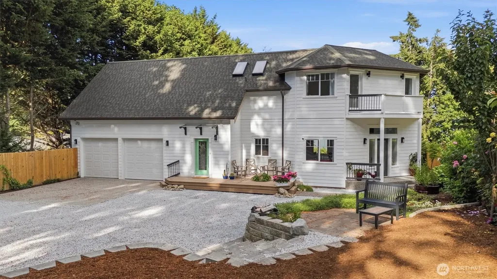 108 N Livingston Bay Road Camano Island WA 98282