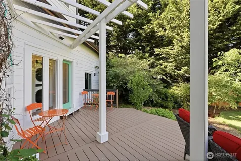 108 N Livingston Bay Road Camano Island WA 98282