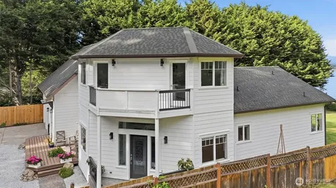 108 N Livingston Bay Road Camano Island WA 98282
