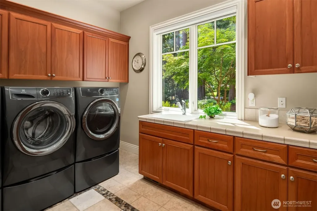 13266 NE 47th Street Bellevue WA 98005