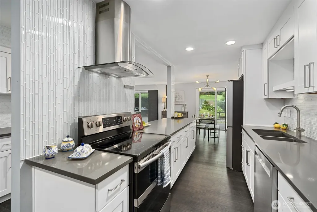 1808 S 118th Street Seattle WA 98168