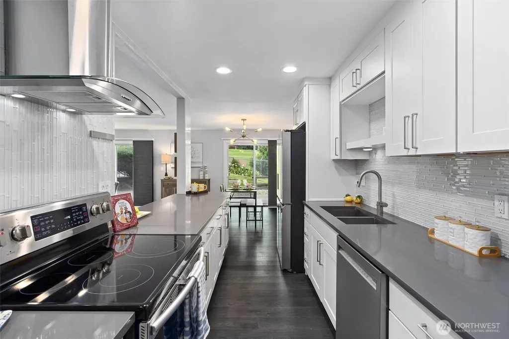 1808 S 118th Street Seattle WA 98168
