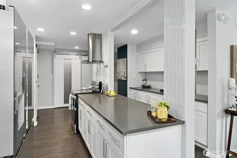1808 S 118th Street Seattle WA 98168