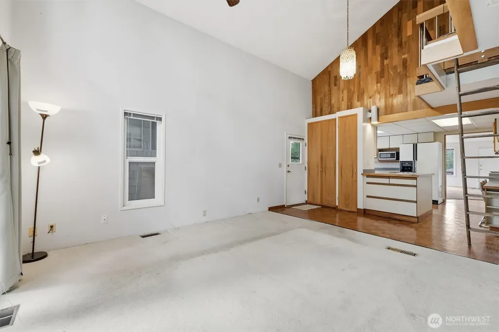 824 S 146th Street Burien WA 98168