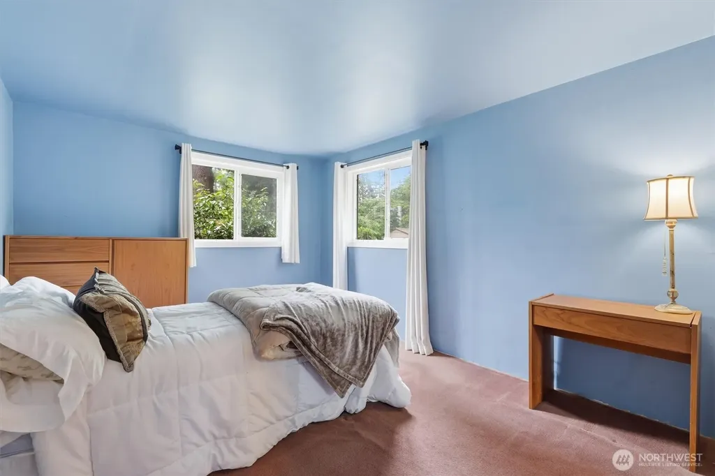 824 S 146th Street Burien WA 98168