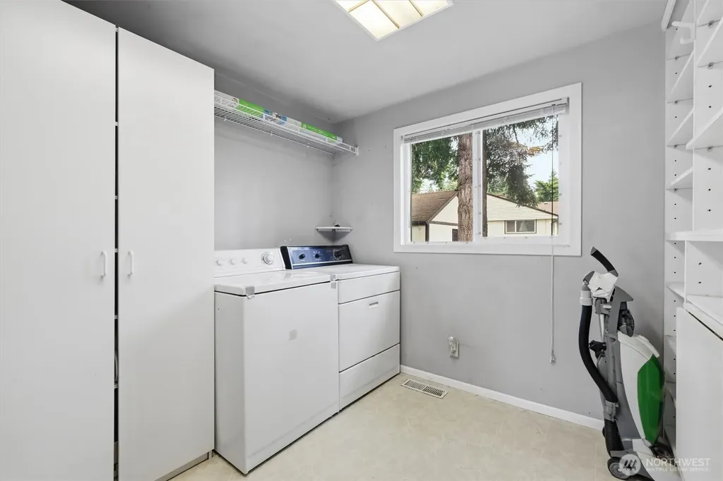 824 S 146th Street Burien WA 98168