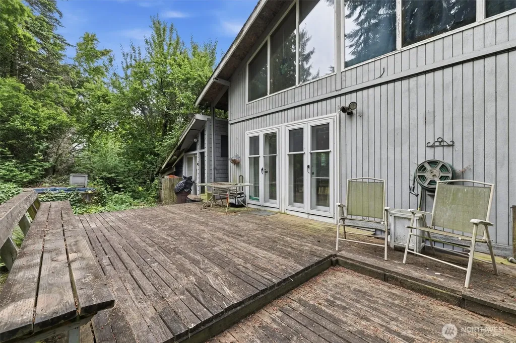 824 S 146th Street Burien WA 98168
