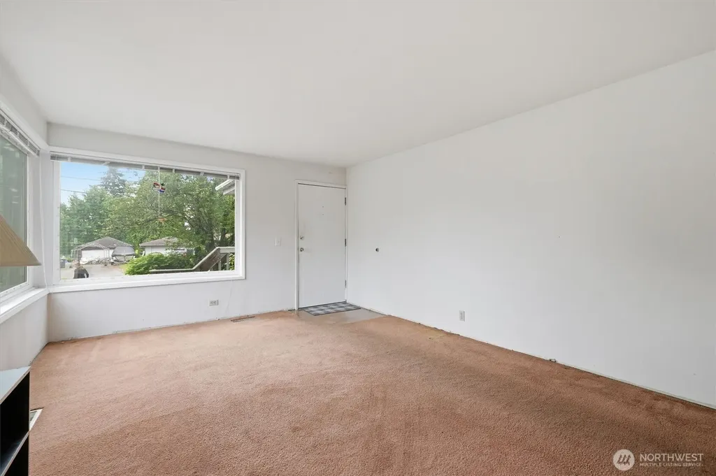 824 S 146th Street Burien WA 98168