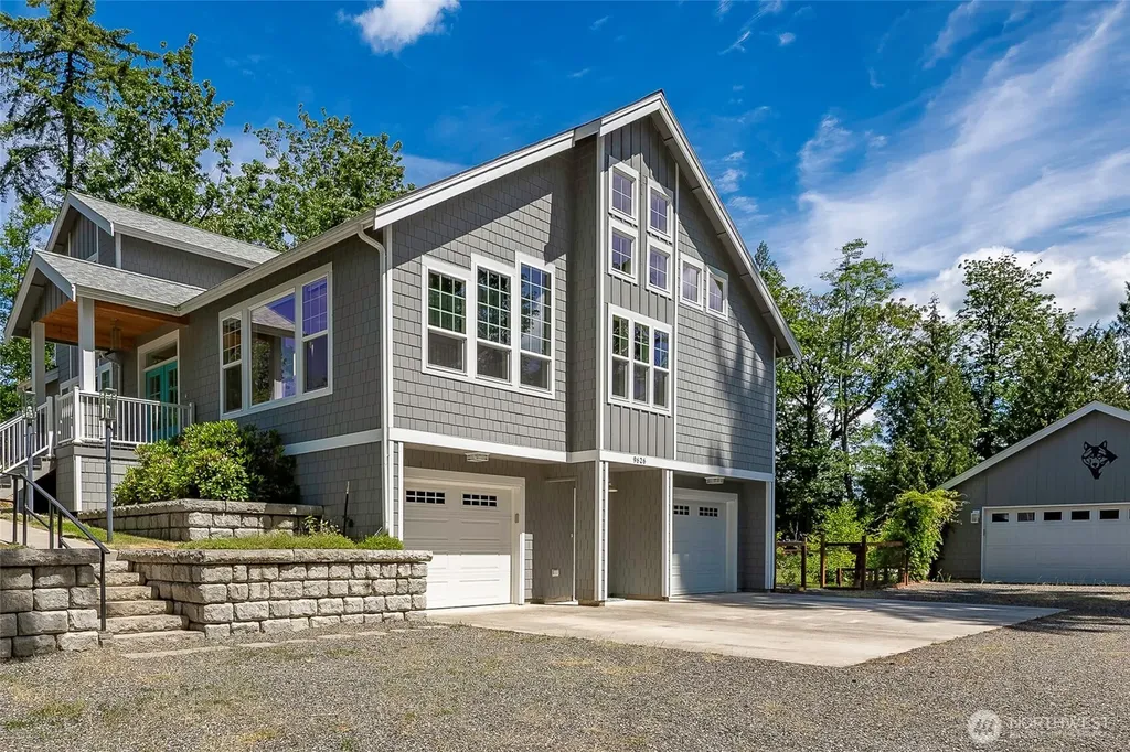 9626 W 34th Crest Blaine WA 98230