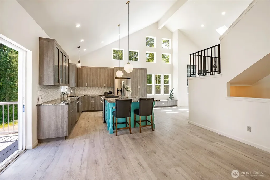 9626 W 34th Crest Blaine WA 98230