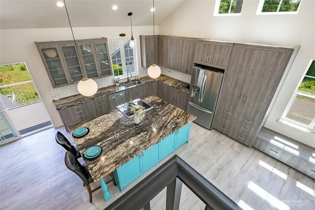 9626 W 34th Crest Blaine WA 98230