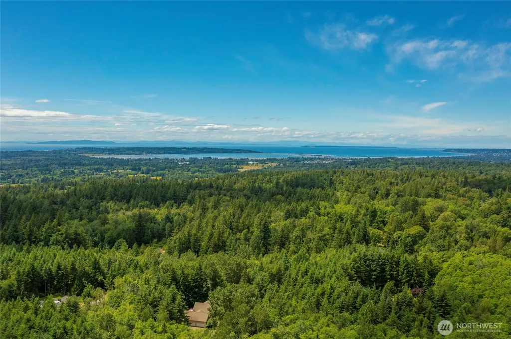 9626 W 34th Crest Blaine WA 98230