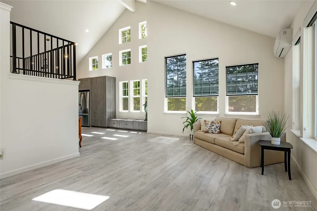9626 W 34th Crest Blaine WA 98230