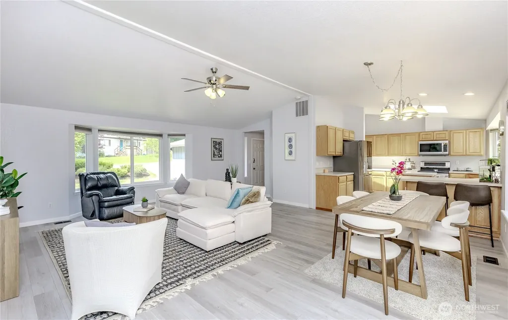 13617 SE 197th Place Renton WA 98058