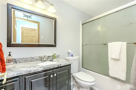 13617 SE 197th Place Renton WA 98058