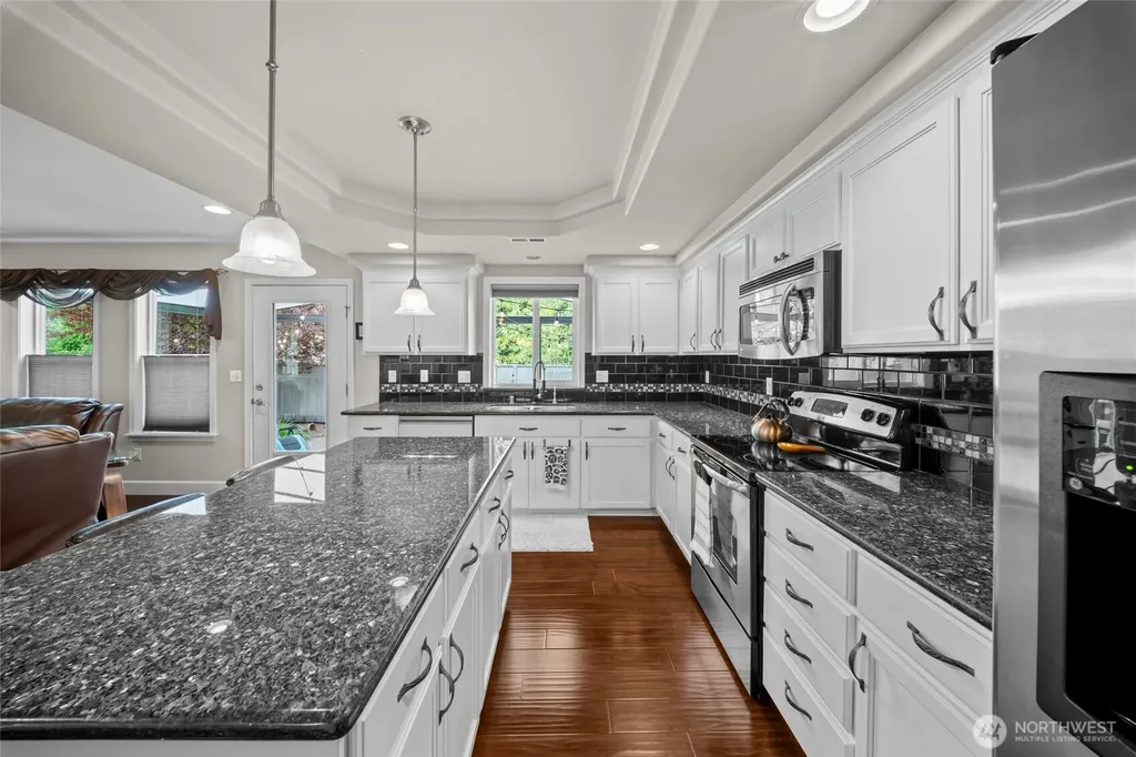 5906 Alaska Court Tacoma WA 98408