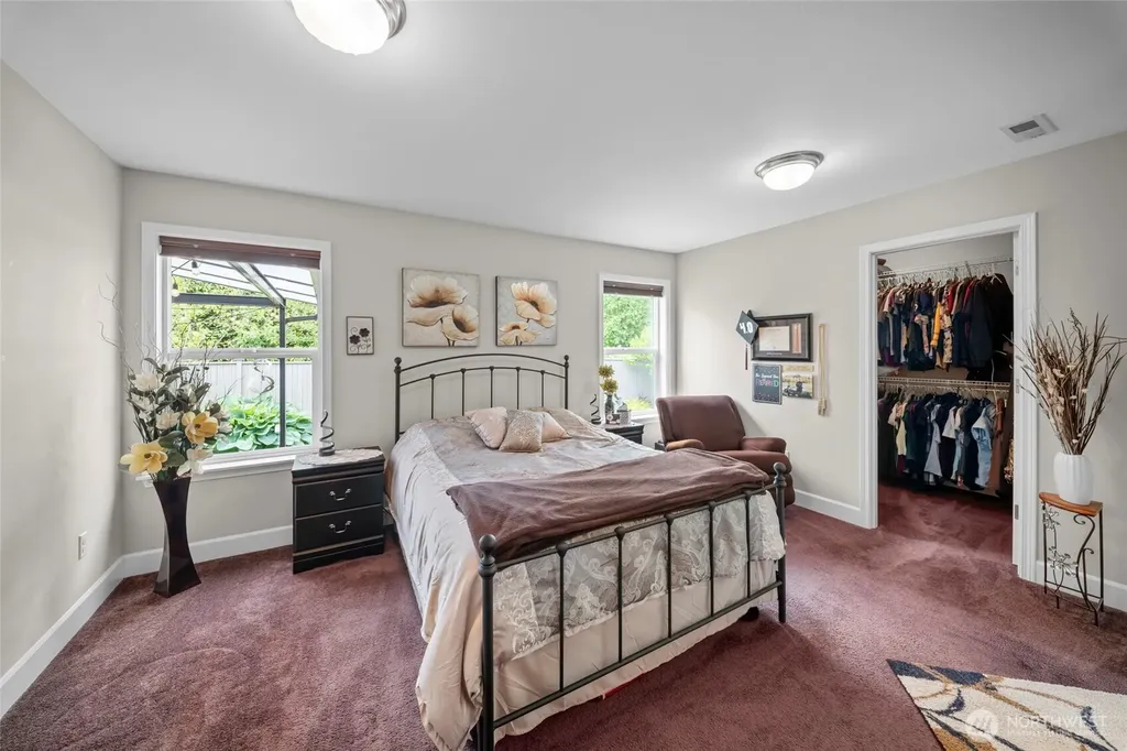 5906 Alaska Court Tacoma WA 98408