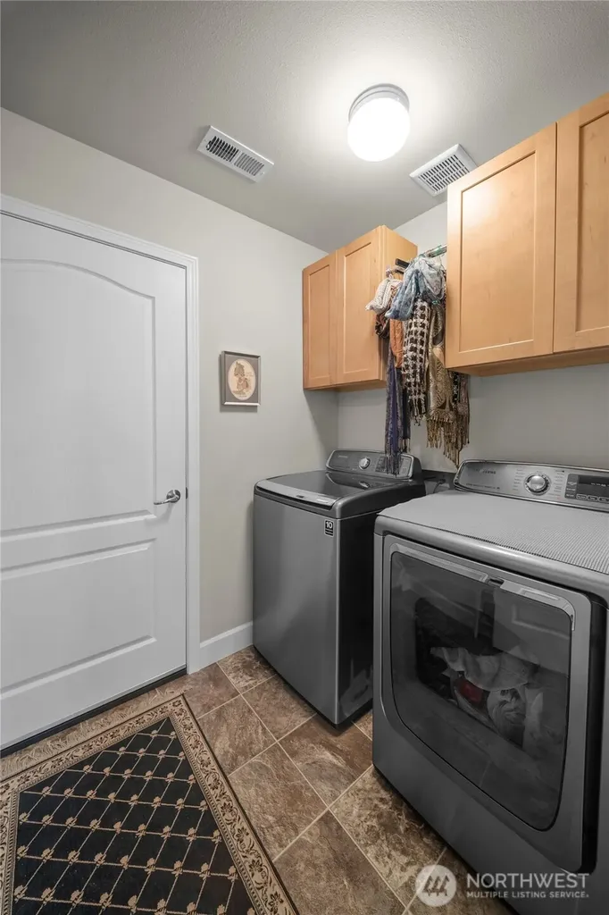 5906 Alaska Court Tacoma WA 98408