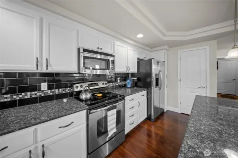 5906 Alaska Court Tacoma WA 98408