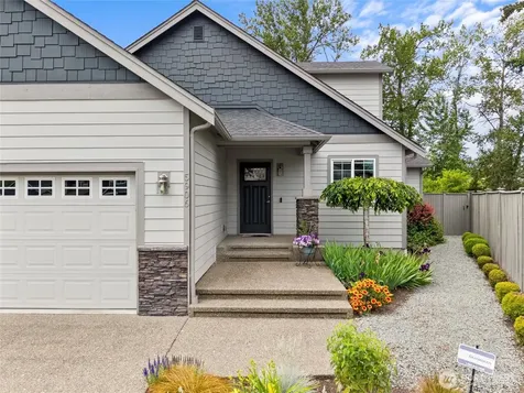 5906 Alaska Court Tacoma WA 98408