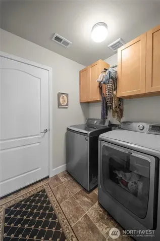 5906 Alaska Court Tacoma WA 98408