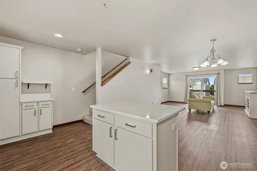 527 Neff Circle Burlington WA 98233