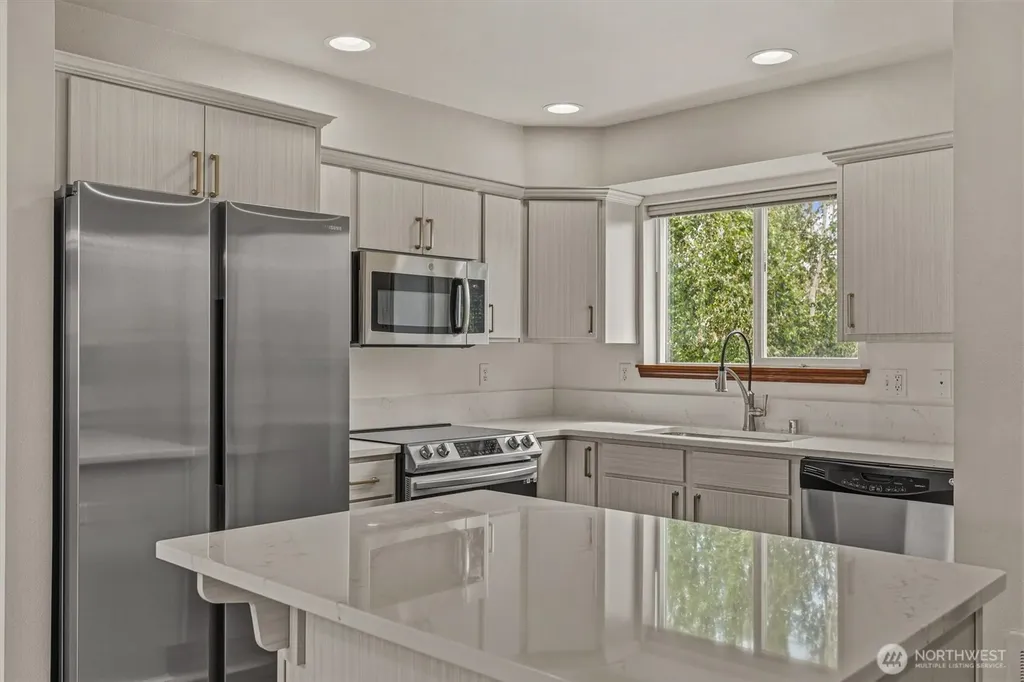 527 Neff Circle Burlington WA 98233