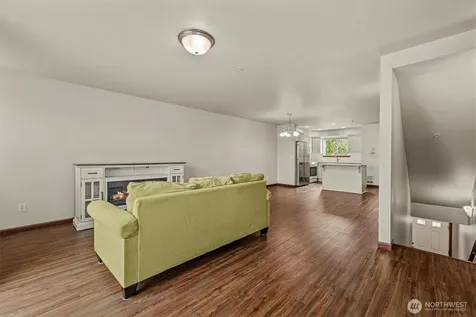 527 Neff Circle Burlington WA 98233