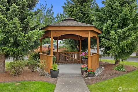 527 Neff Circle Burlington WA 98233