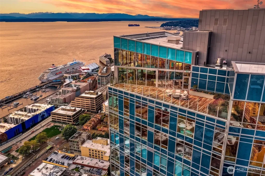 121 Stewart Street Seattle WA 98101