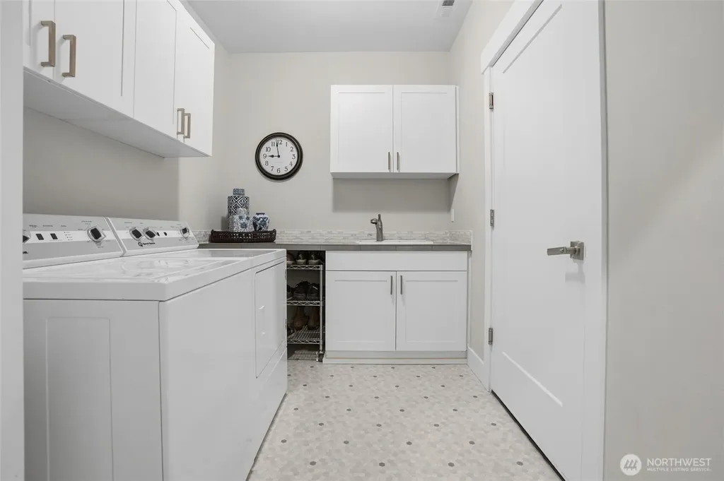 9431 Ancich Court Gig Harbor WA 98332