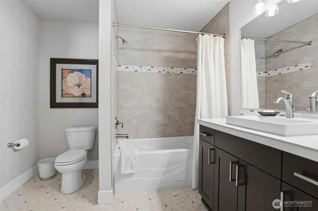 9431 Ancich Court Gig Harbor WA 98332